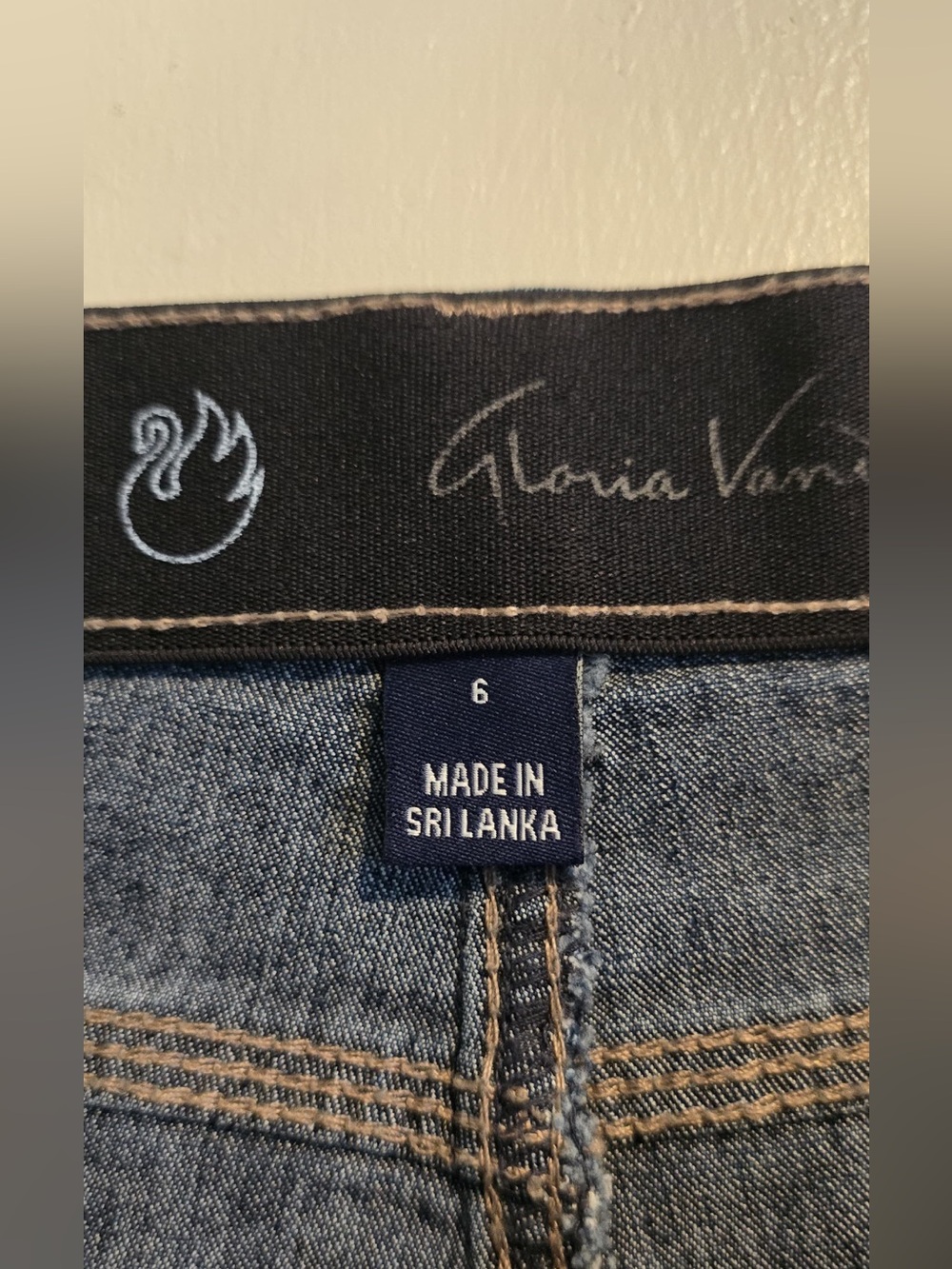 Gloria Vanderbilt Denim Jeans - Blue - Picture 8 of 13